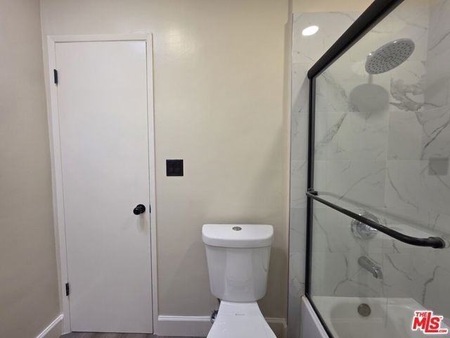 2228 20TH Street 6, Santa Monica, CA 90405