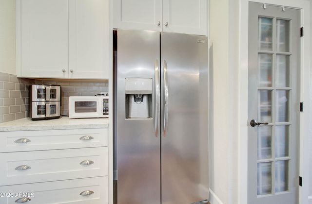 1633 E LAKESIDE Drive 170, Gilbert, AZ 85234