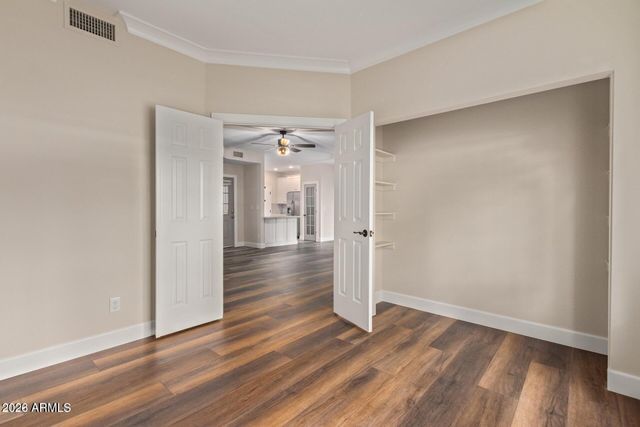 1633 E LAKESIDE Drive 170, Gilbert, AZ 85234