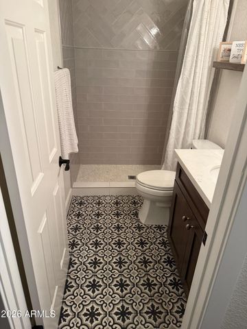 1633 E LAKESIDE Drive 170, Gilbert, AZ 85234