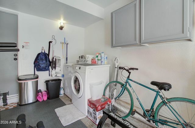 1633 E LAKESIDE Drive 170, Gilbert, AZ 85234