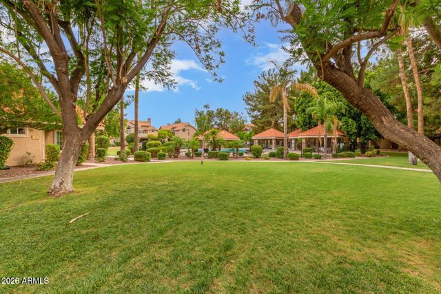 1633 E LAKESIDE Drive 170, Gilbert, AZ 85234