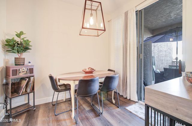 1633 E LAKESIDE Drive 170, Gilbert, AZ 85234