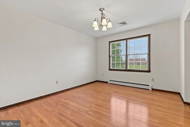 201 KELLEY CT, Grantville, PA 17028