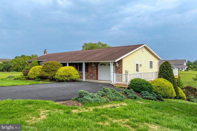 201 KELLEY CT, Grantville, PA 17028