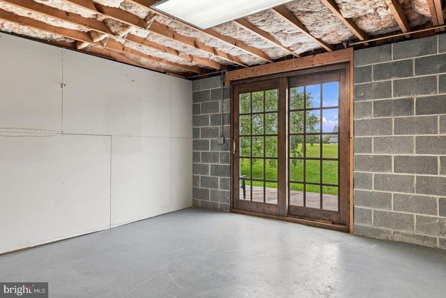 201 KELLEY CT, Grantville, PA 17028