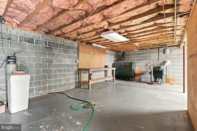 201 KELLEY CT, Grantville, PA 17028