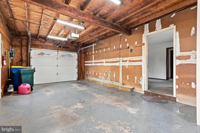 201 KELLEY CT, Grantville, PA 17028