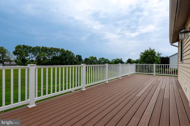201 KELLEY CT, Grantville, PA 17028