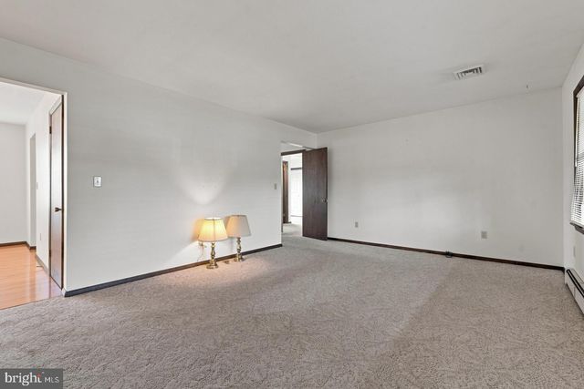 201 KELLEY CT, Grantville, PA 17028