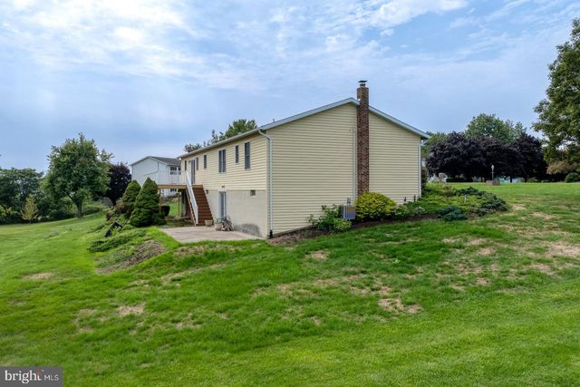 201 KELLEY CT, Grantville, PA 17028