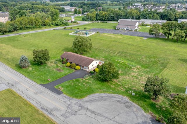 201 KELLEY CT, Grantville, PA 17028