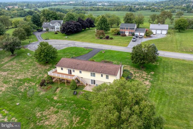 201 KELLEY CT, Grantville, PA 17028