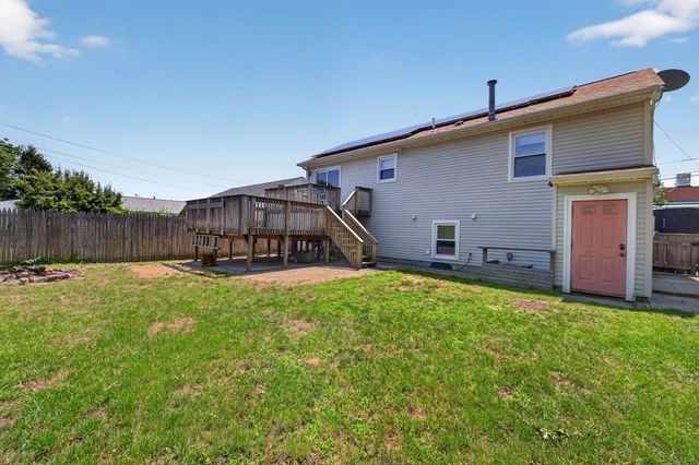 158 Amity St, Fall River, MA 02721