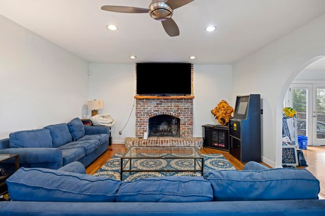 5703 Saint Angela Drive, North Charleston, SC 29418