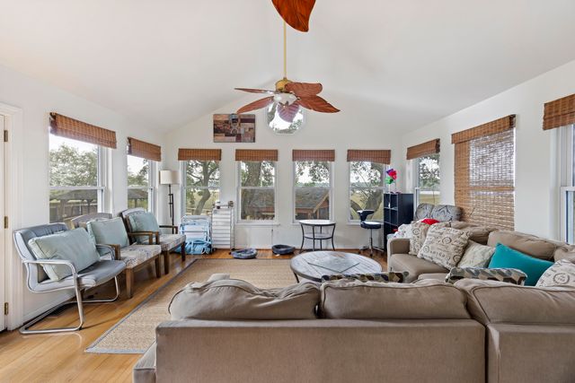 5703 Saint Angela Drive, North Charleston, SC 29418