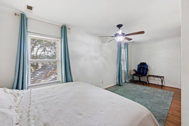 5703 Saint Angela Drive, North Charleston, SC 29418