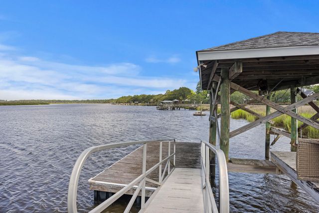 5703 Saint Angela Drive, North Charleston, SC 29418