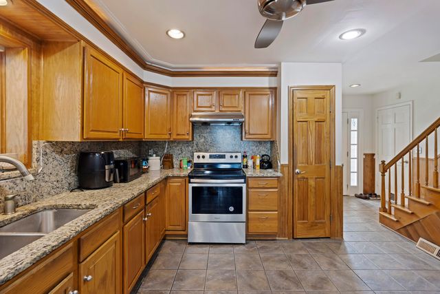 5703 Saint Angela Drive, North Charleston, SC 29418