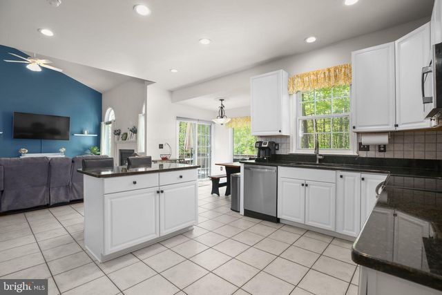 76 MISTY CREEK LN, Fredericksburg, VA 22406