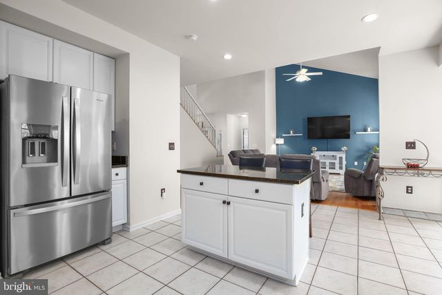 76 MISTY CREEK LN, Fredericksburg, VA 22406