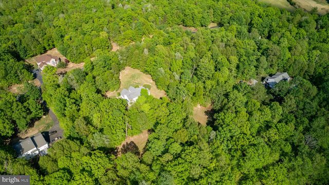 76 MISTY CREEK LN, Fredericksburg, VA 22406