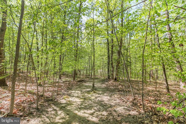 76 MISTY CREEK LN, Fredericksburg, VA 22406