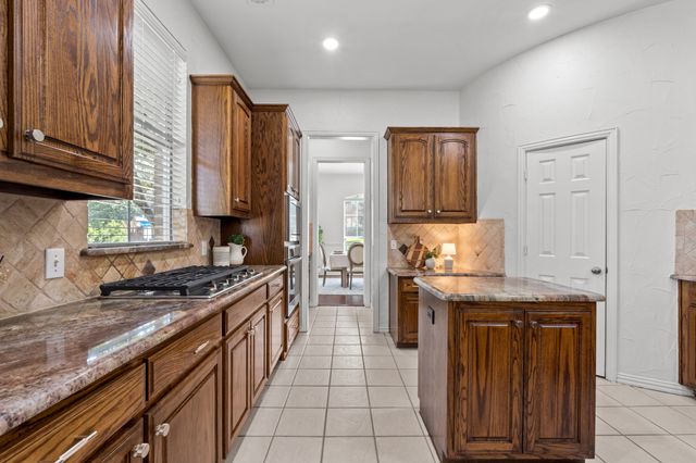 4821 Ravendale Drive, Richardson, TX 75082