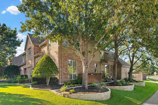 4821 Ravendale Drive, Richardson, TX 75082