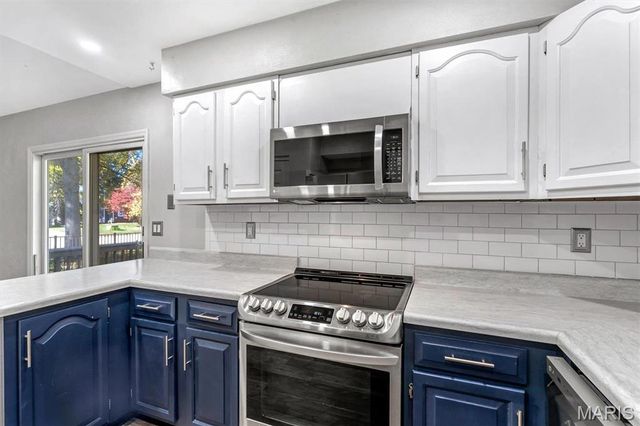 1901 Applegate Lane, Edwardsville, IL 62025