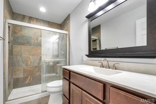 1901 Applegate Lane, Edwardsville, IL 62025