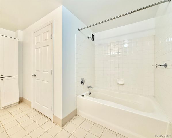 300 Mamaroneck Avenue 617, White Plains, NY 10605