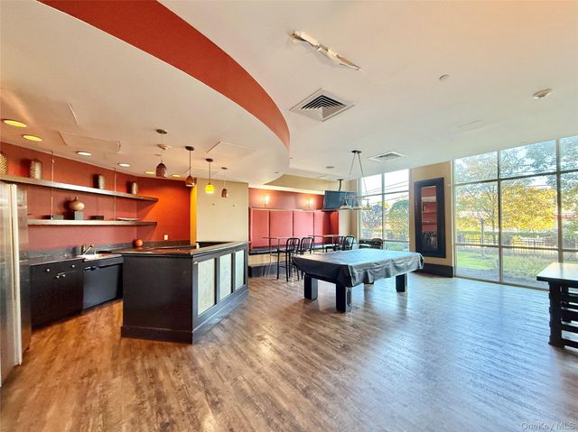 300 Mamaroneck Avenue 617, White Plains, NY 10605