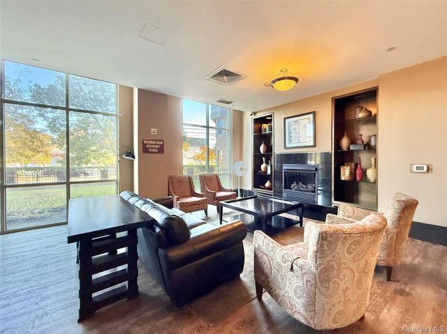 300 Mamaroneck Avenue 617, White Plains, NY 10605