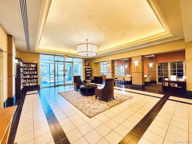 300 Mamaroneck Avenue 617, White Plains, NY 10605