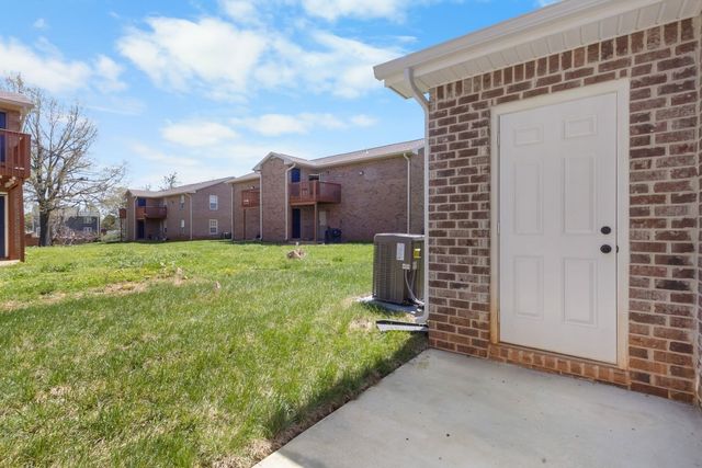 3873 Jockey Dr Apt A, Clarksville, TN 37042