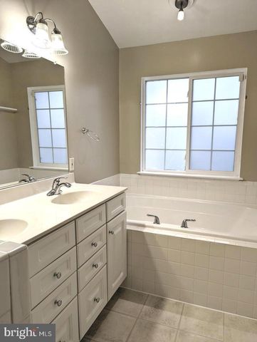14173 HUNTERS WAY, Gainesville, VA 20155