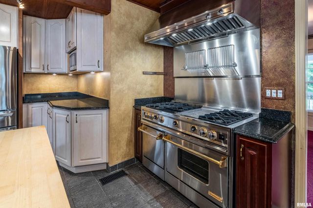 17127 N US Hwy 51 Highway, Desoto, IL 62924