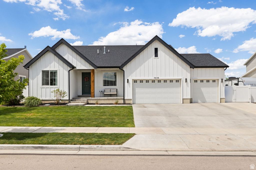 Image 1 of property listing at 3648 W CREEK MEADOW RD, Riverton, UT 84065