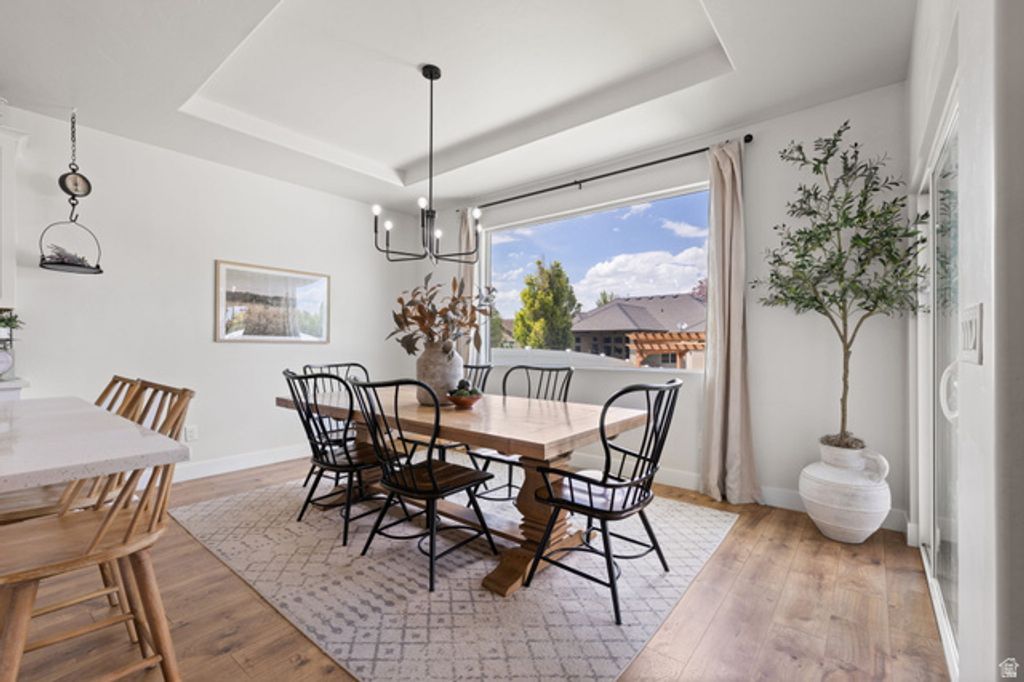 Image 16 of property listing at 3648 W CREEK MEADOW RD, Riverton, UT 84065