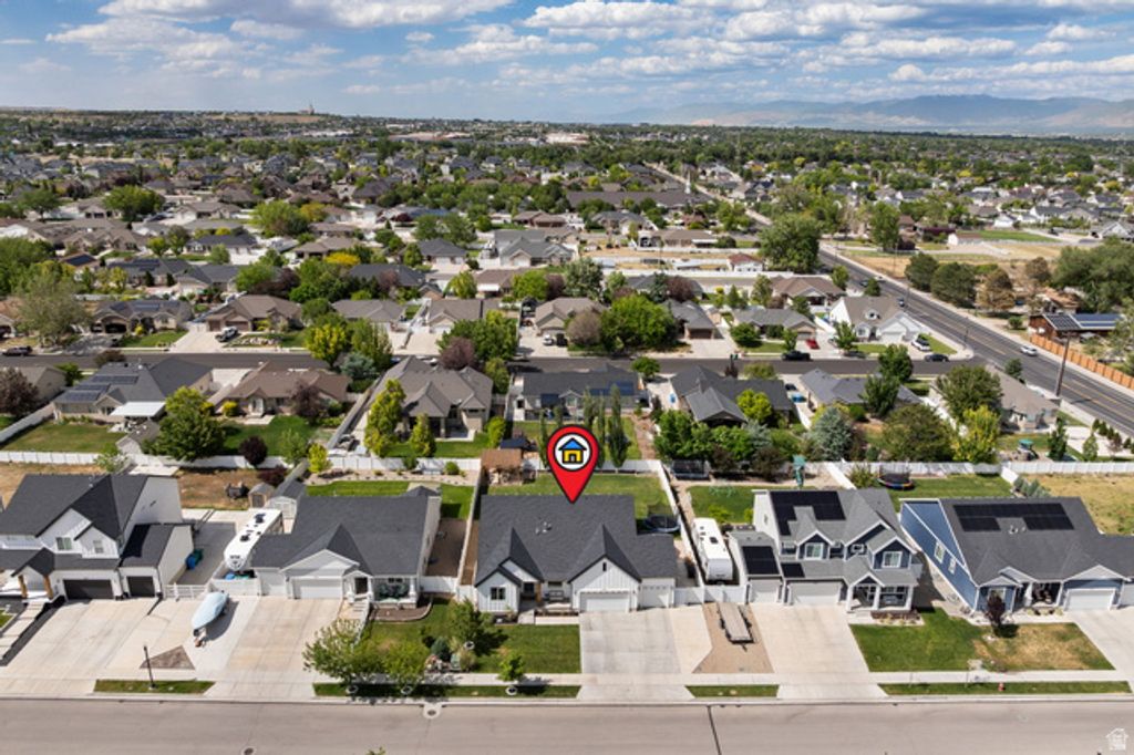Image 63 of property listing at 3648 W CREEK MEADOW RD, Riverton, UT 84065