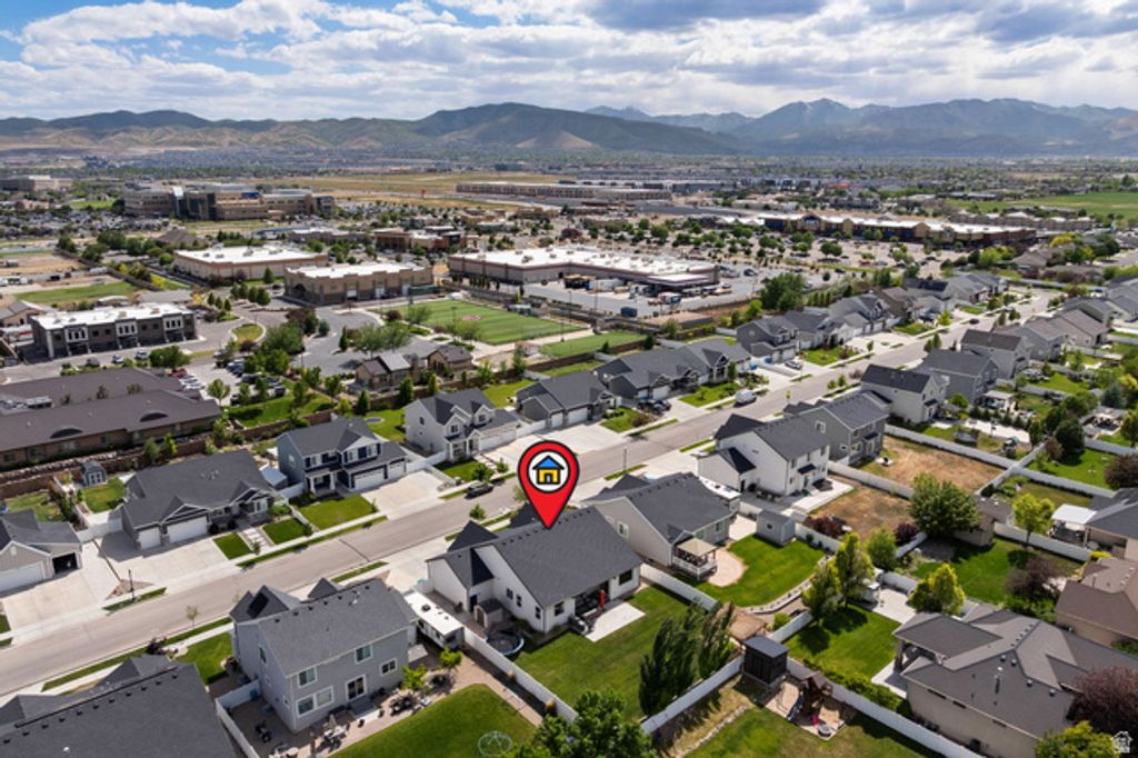 Image 64 of property listing at 3648 W CREEK MEADOW RD, Riverton, UT 84065
