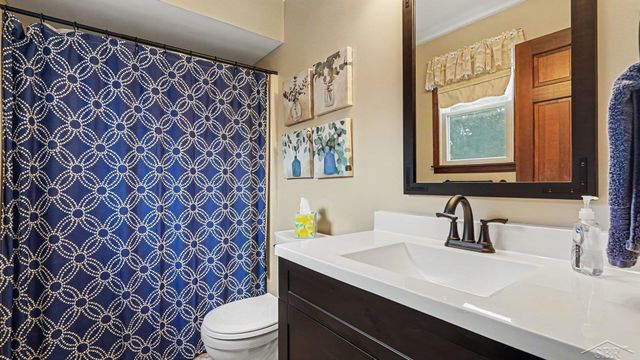 1383 Cranbrook Drive, Saginaw, MI 48638