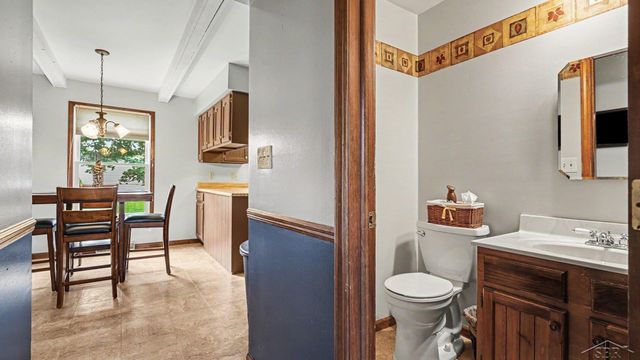 1383 Cranbrook Drive, Saginaw, MI 48638