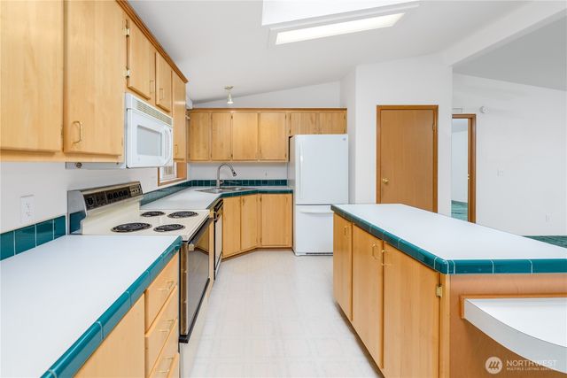 152 Charles Roberts Road, Sequim, WA 98382