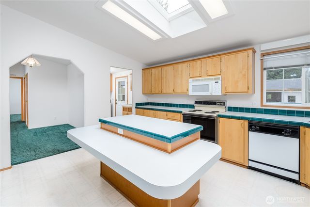 152 Charles Roberts Road, Sequim, WA 98382