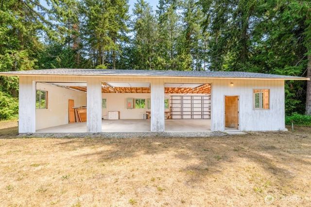 152 Charles Roberts Road, Sequim, WA 98382