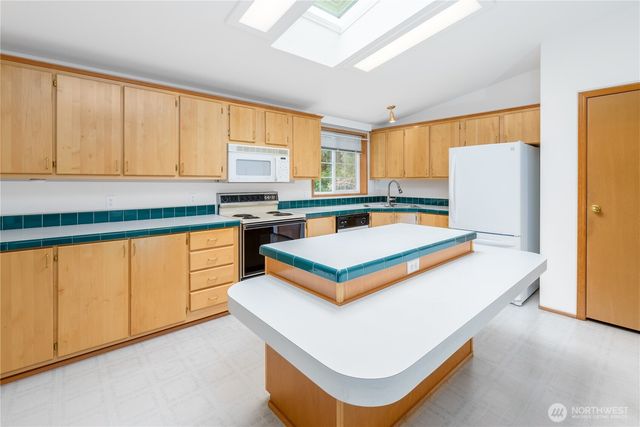 152 Charles Roberts Road, Sequim, WA 98382