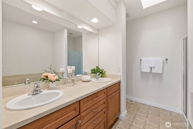 433 Big Leaf Court, Sequim, WA 98382