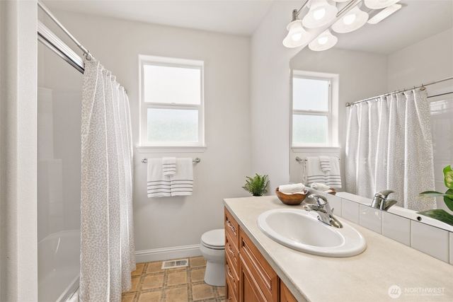 433 Big Leaf Court, Sequim, WA 98382